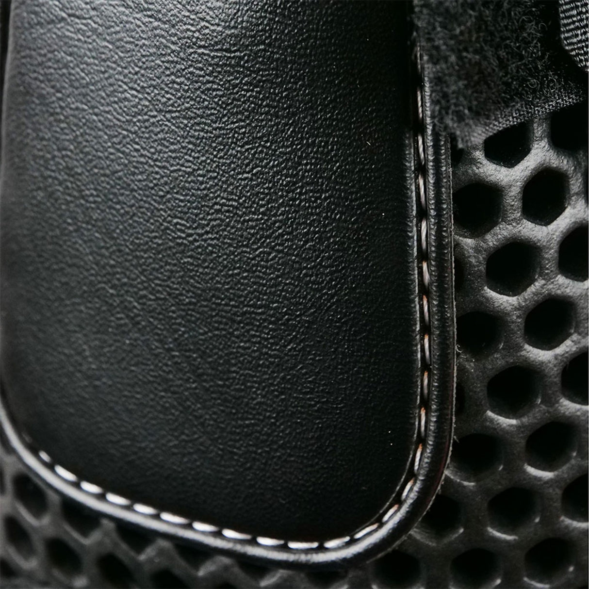Equilibrium Tri-Zone Open Front Tendon Boots