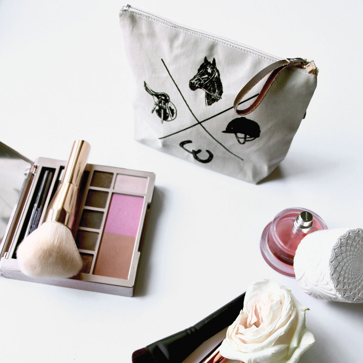 Trousse de maquillage pour cavalier vintage équestre épicé