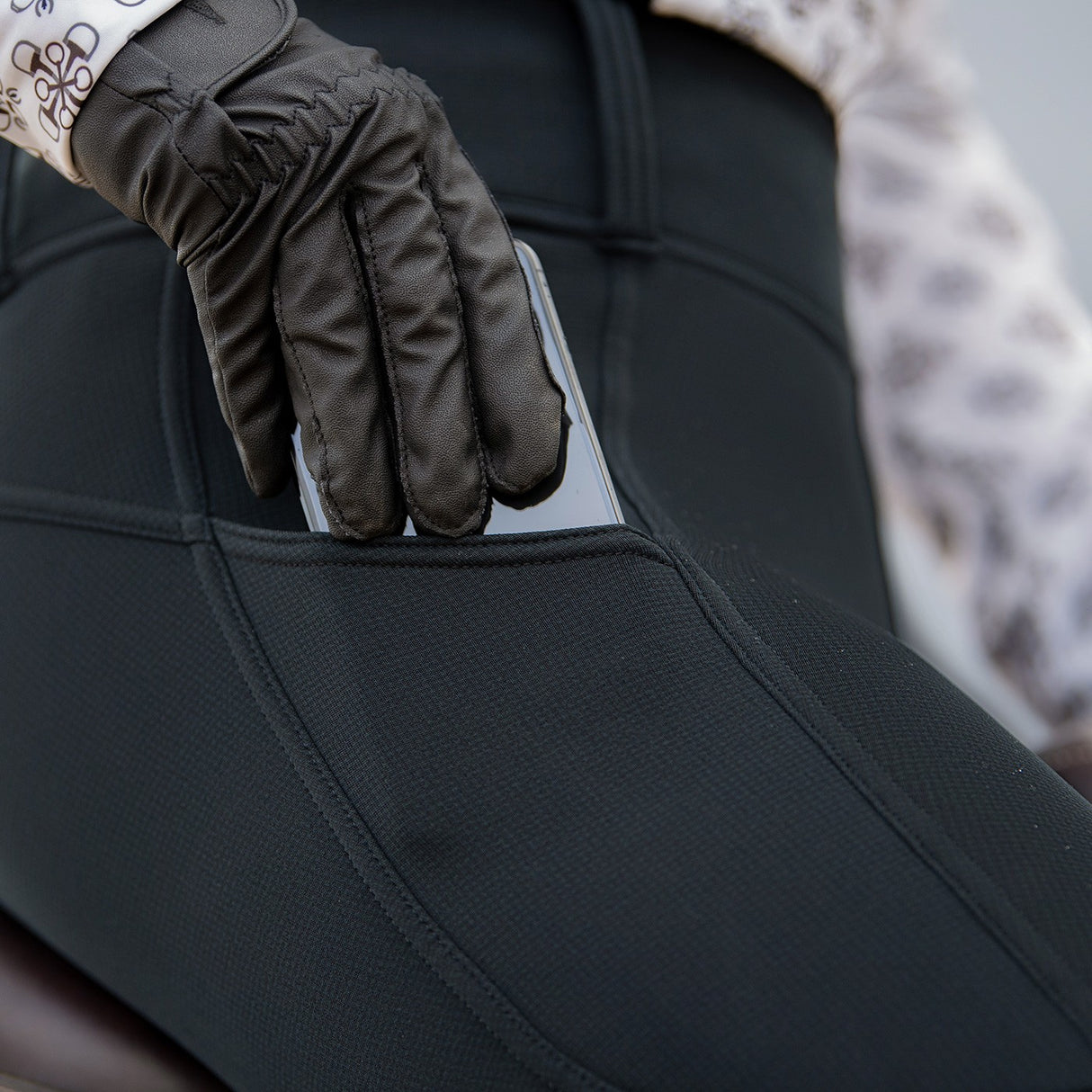 Kerrits Sit Tight Windpro Full Seat Winter Tight