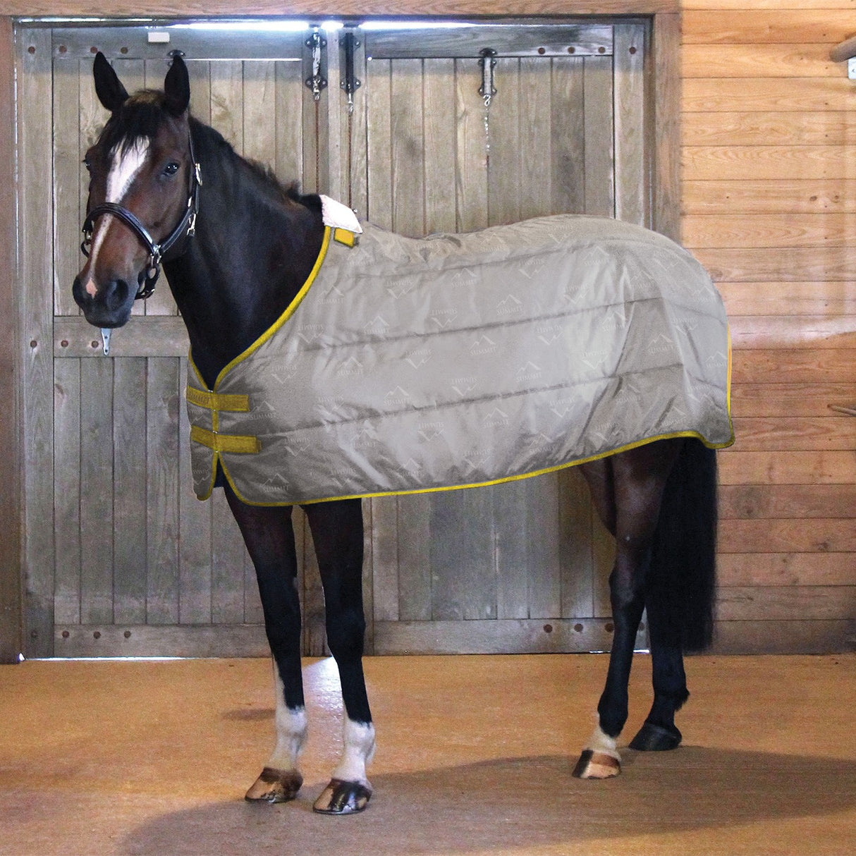Summit North Combo Turnout 100 g W- Liner 200 gm