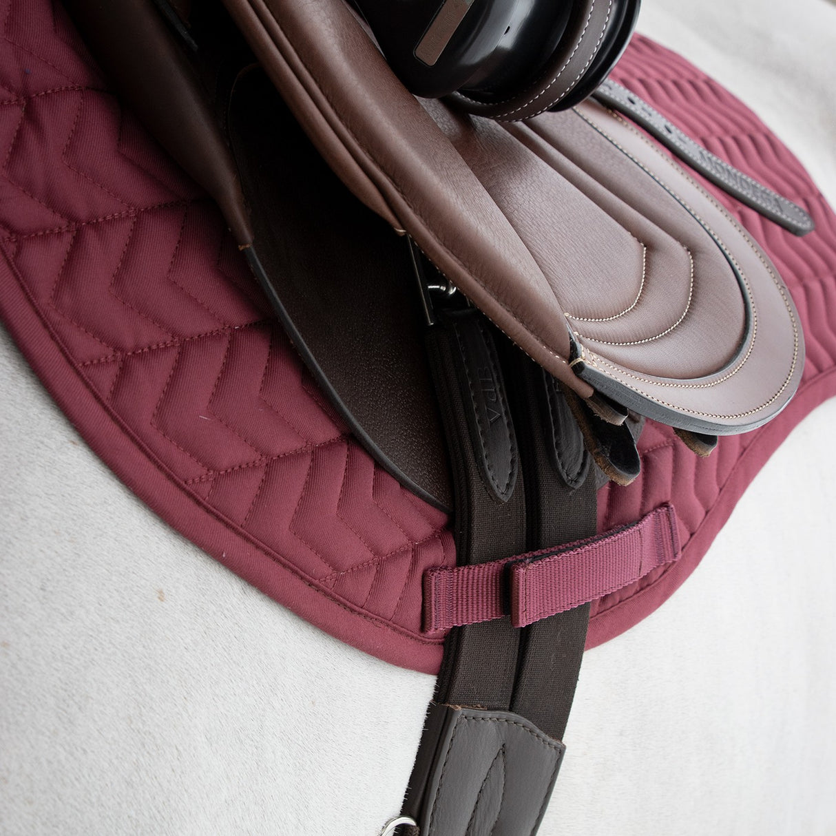 Tapis de selle Supra Every Day Essential Event